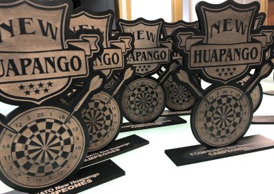 GrafiRótulo Trofeos Grabados Madera Dardos Huapango